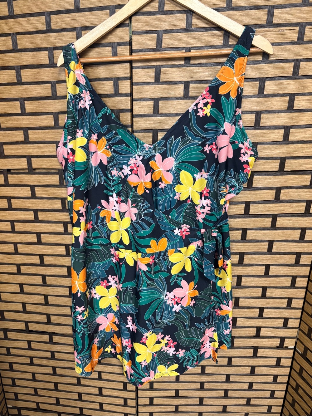 Old navy floral swim dress size 2X